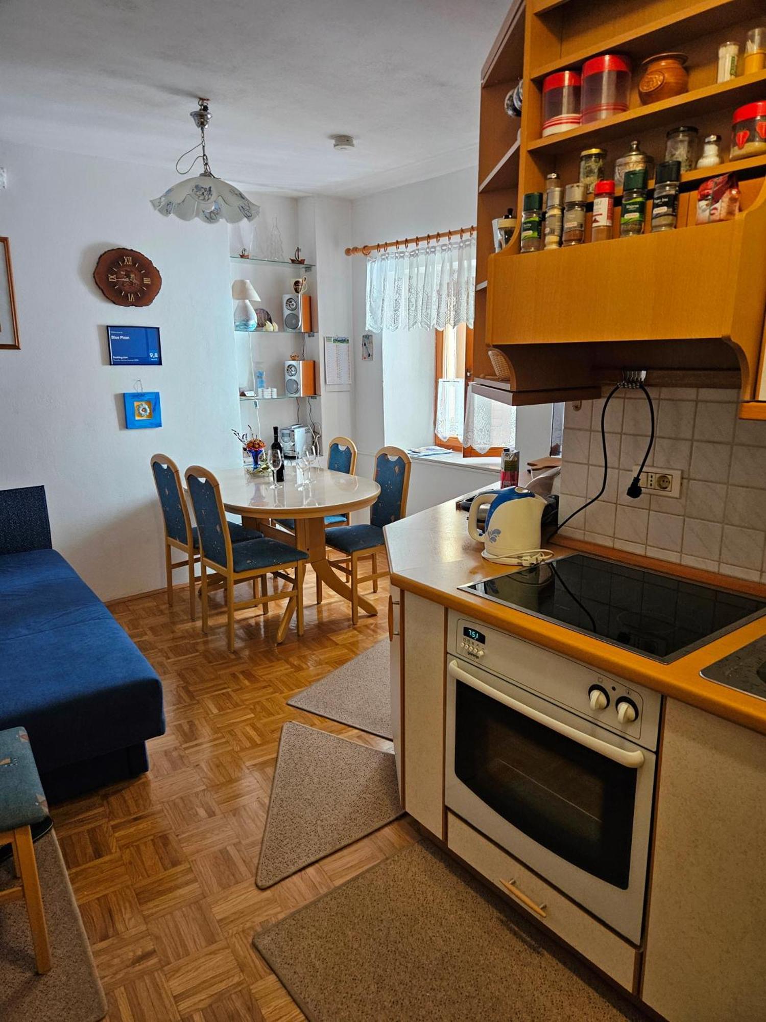 Blue Piran Apartment Luaran gambar